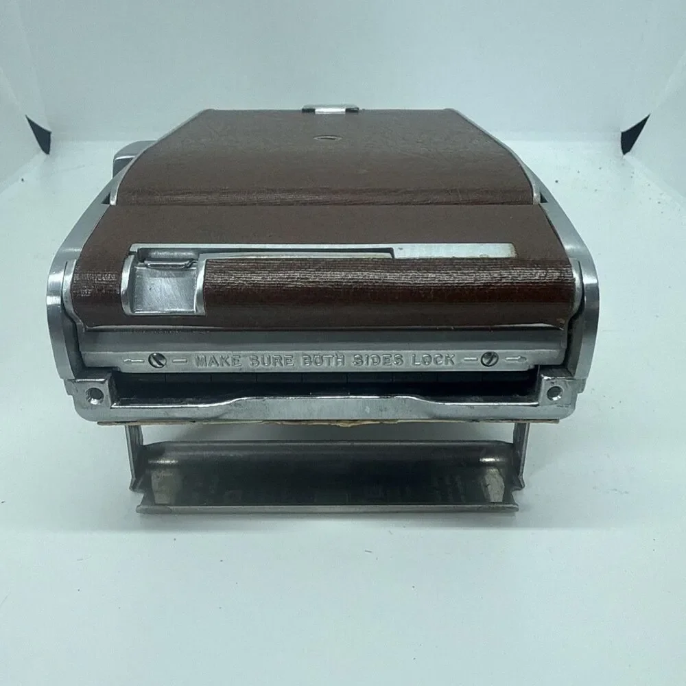 Vtg Polaroid Folding Land Camera Model 95a Circa 1950s Antique untested Clean